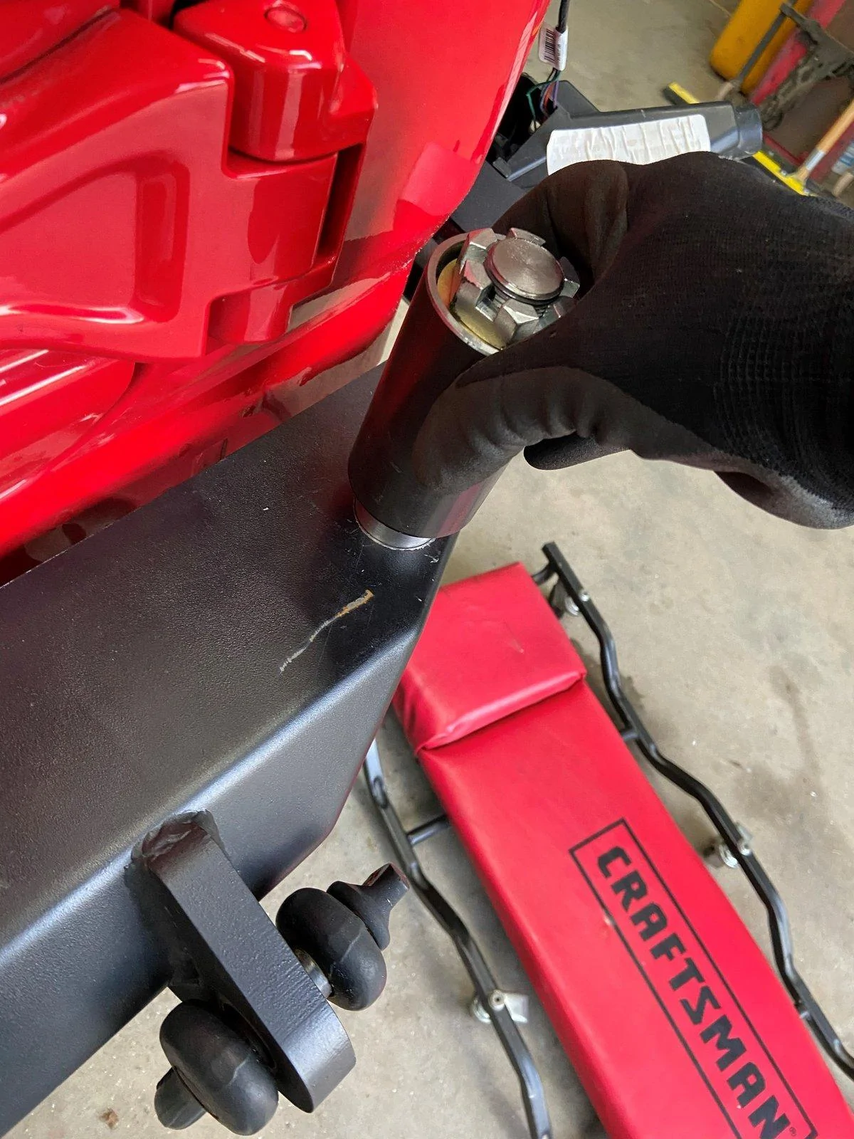 Jeep Wrangler JL Homebuilt tire carrier spindl