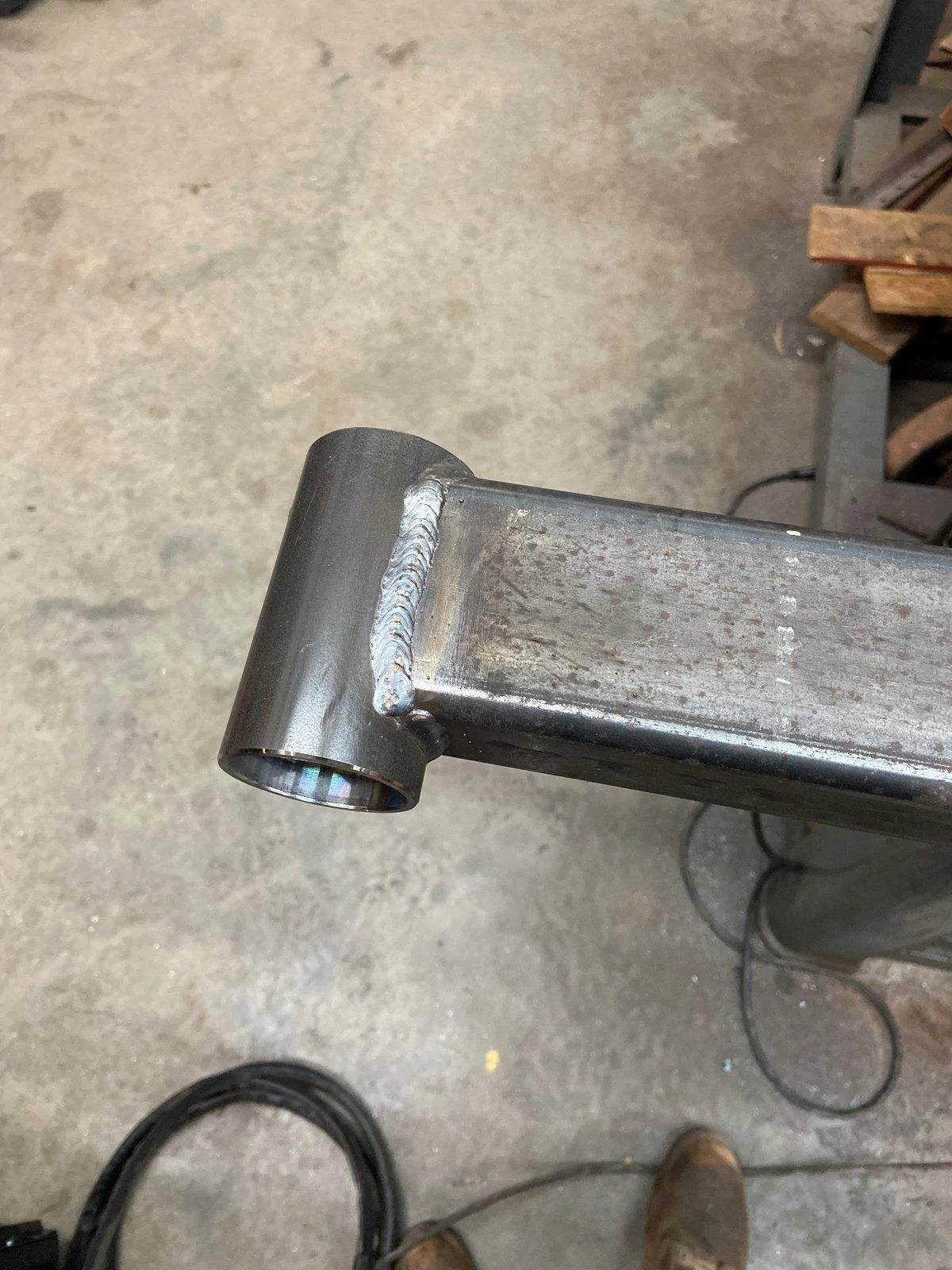 Jeep Wrangler JL Homebuilt tire carrier swing arm welded