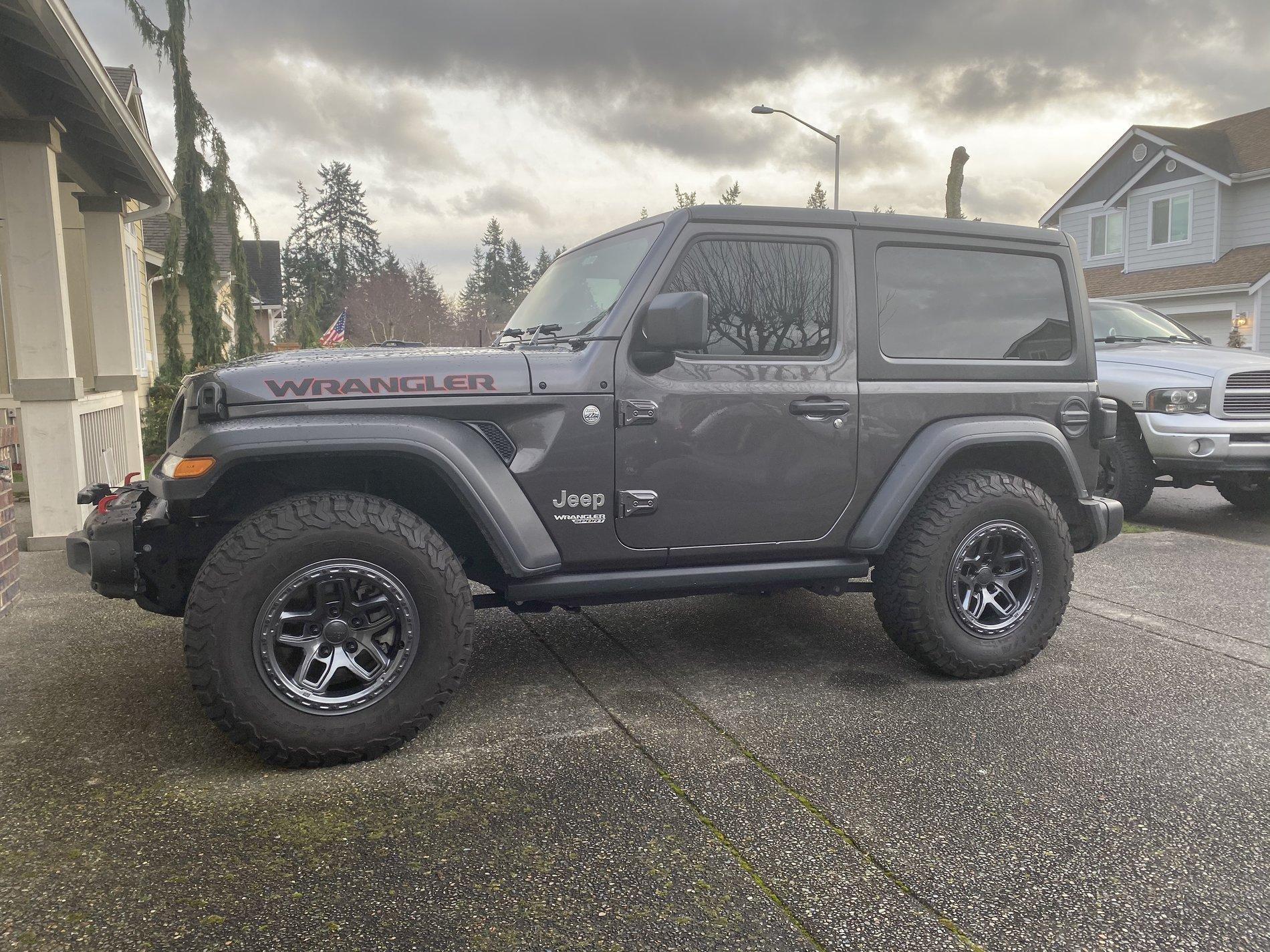 Jeep Wrangler JL AEV Borah wheels on JL 3A455E7E-22C0-4889-9F7E-A0EB5C6EB6D4
