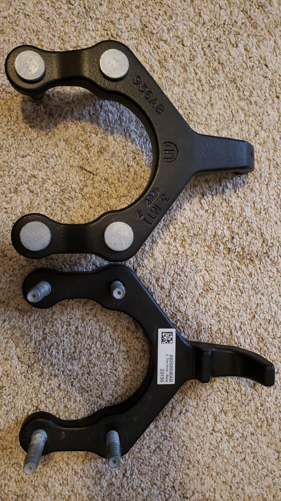 Jeep Wrangler JL JL front tow hook set (black) $40 1581785446650723188651165766973