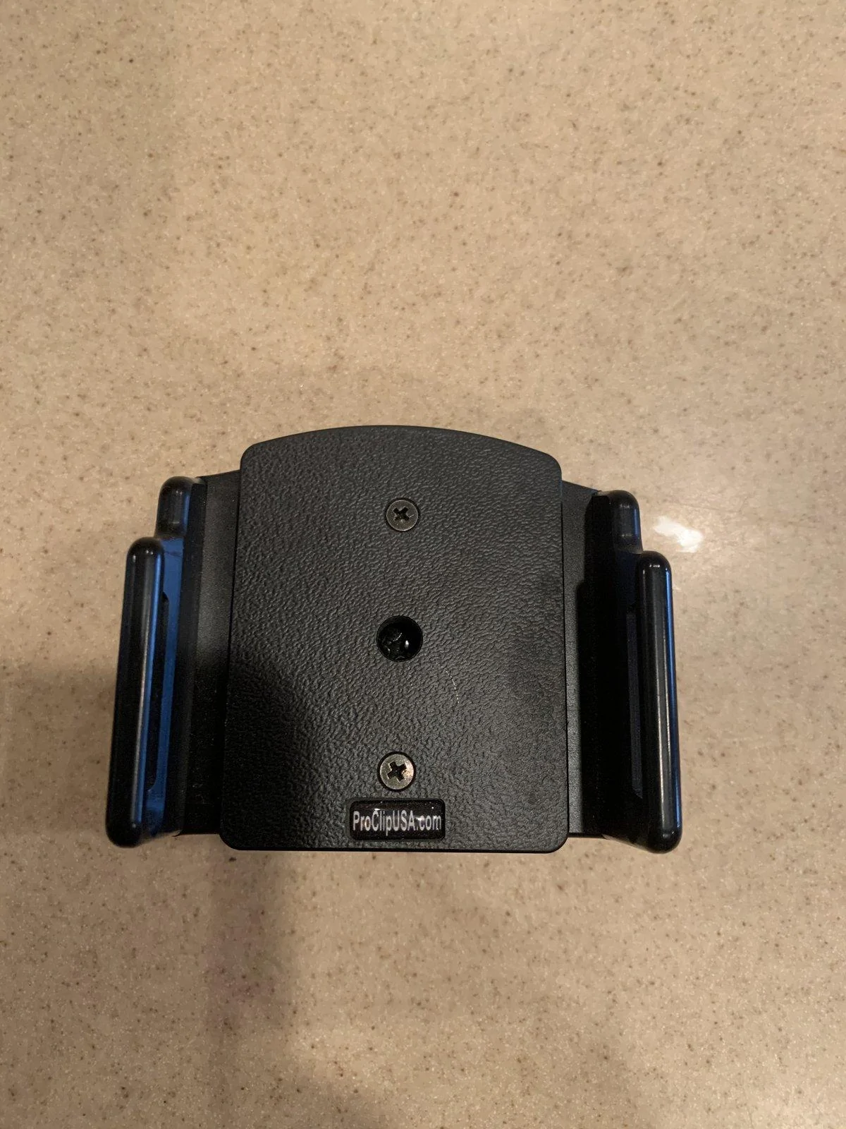 Jeep Wrangler JL Pro Clip IPhone mount 63C60297-DDFE-453A-9666-564C296095BF