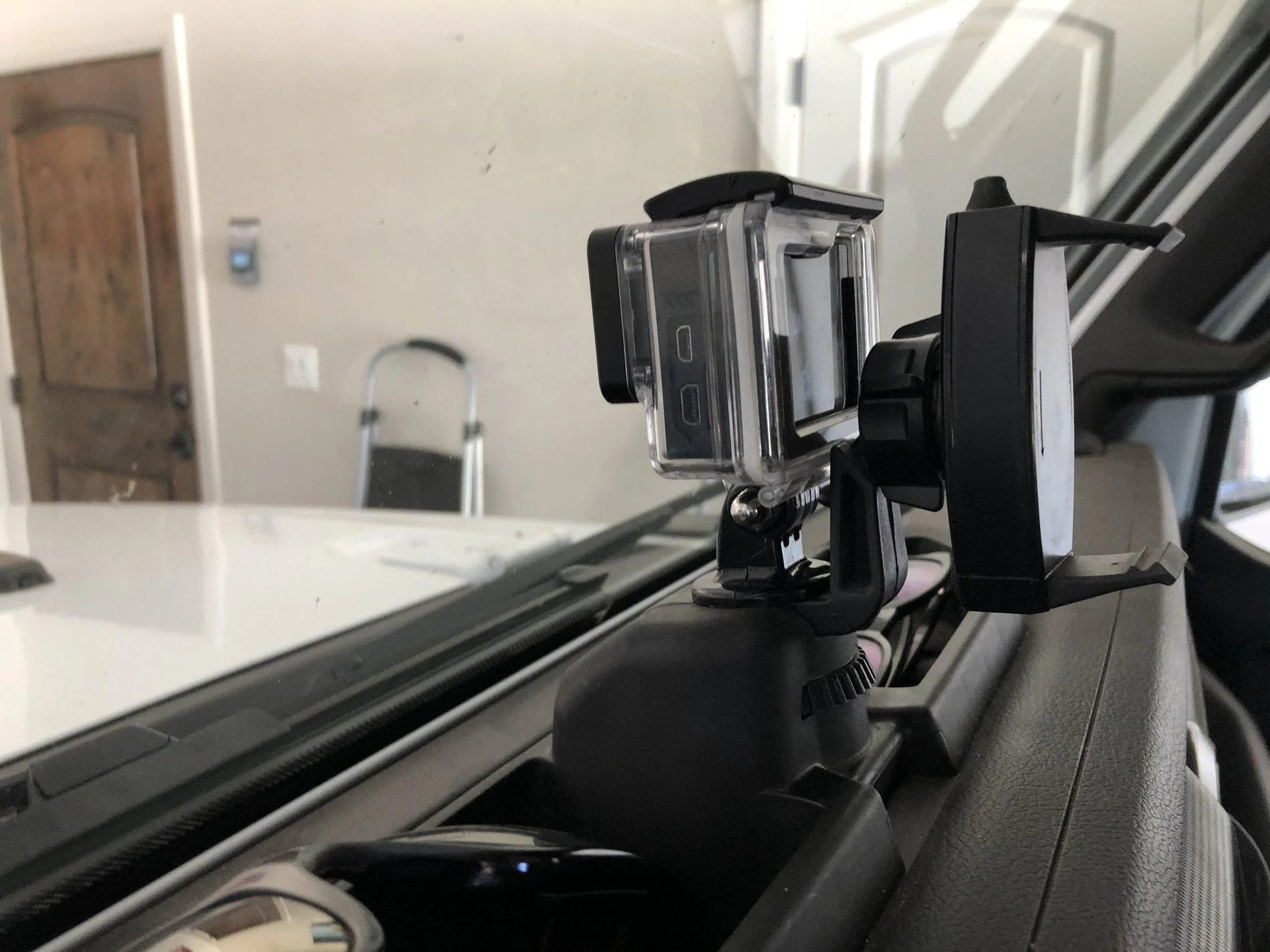 Jeep Wrangler JL Finally a phone mount for the JL 9D993FAB-B481-4723-A85C-CA60D1BAACCA