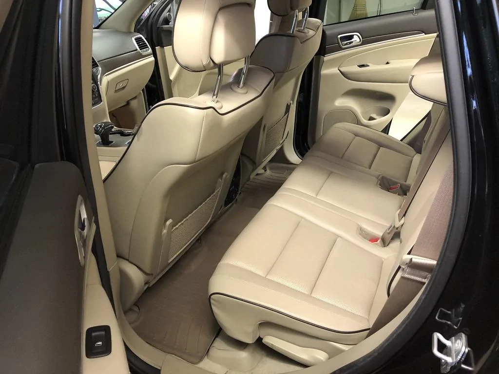 Jeep Wrangler JL How does the tan interior age? 4911456F-CFC3-4707-BBBD-93C0B63D6040_1_105_c