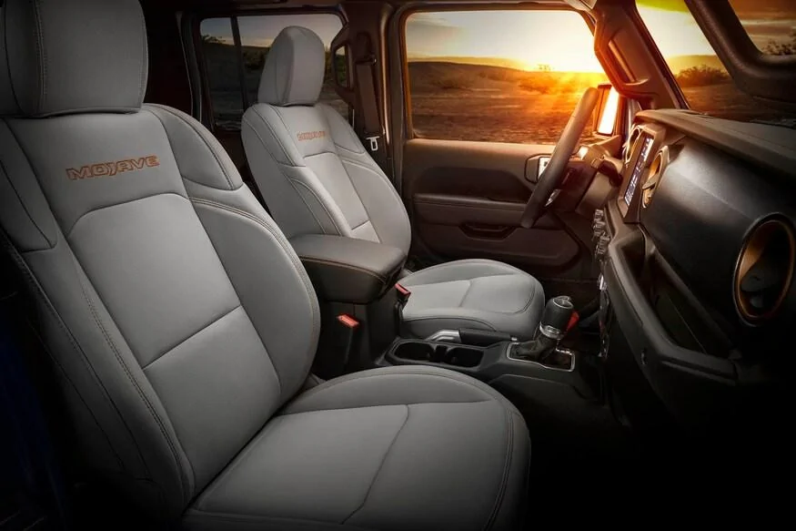 Jeep Wrangler JL JT Mojave upgrade info wanted 16-jeep-gladiator-mojave-package-side-bolster-front-seats-with-orange-stitching