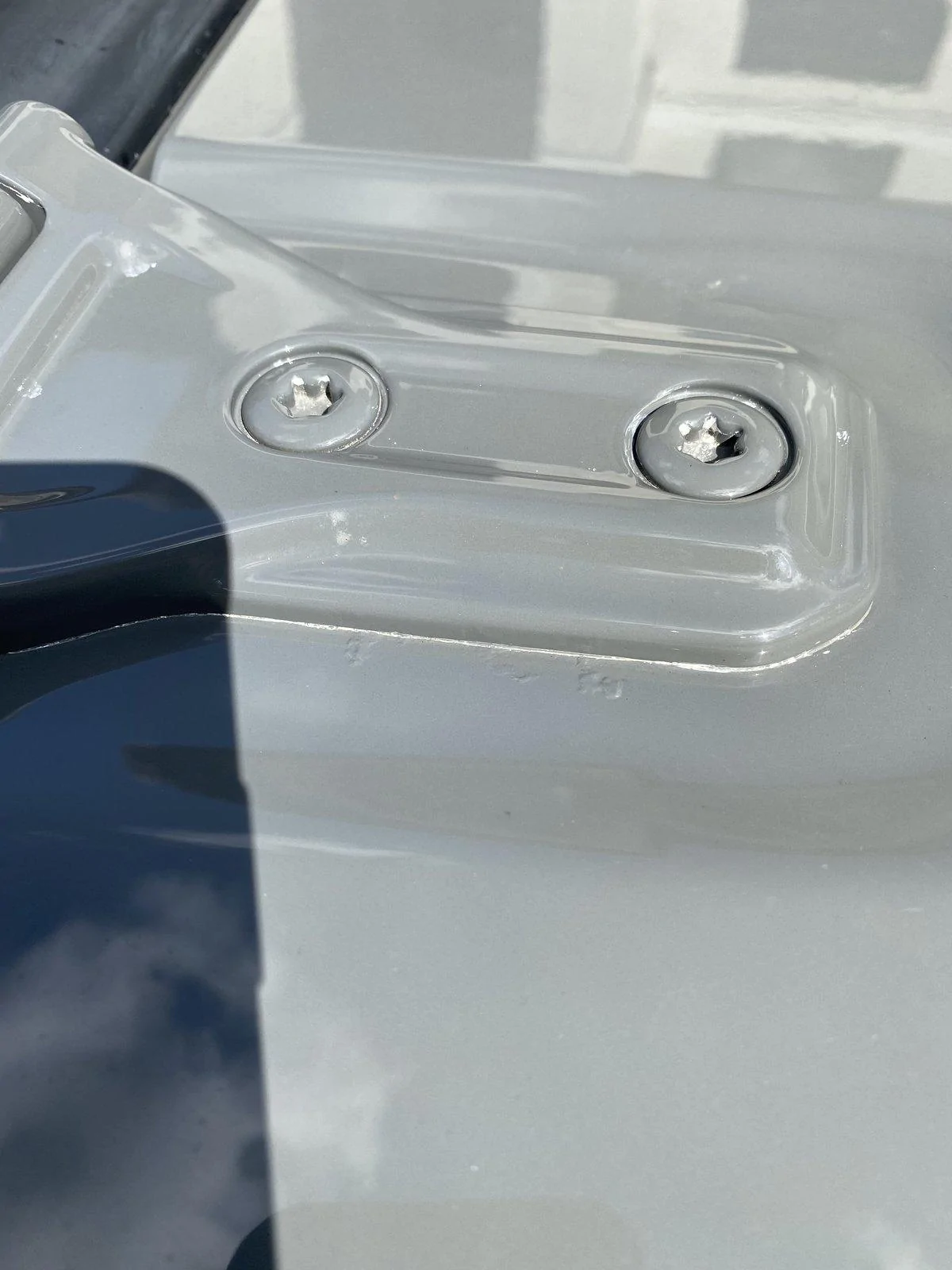 Jeep Wrangler JL Bubbles in Paint at Door Hinges 6E39F49C-D33A-4619-B2A3-339E154CA7EB