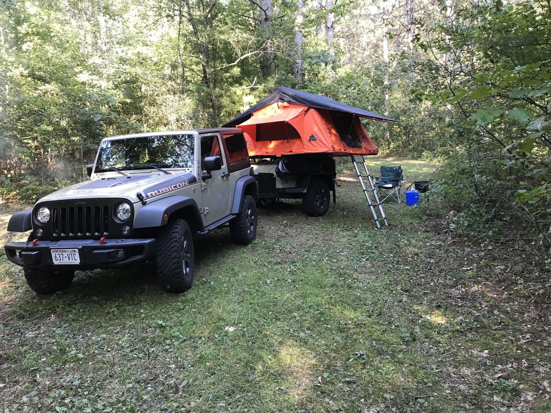 Jeep Wrangler JL Comfortable camping 2301BC81-BAED-4F36-9C50-BD68A2BA9762