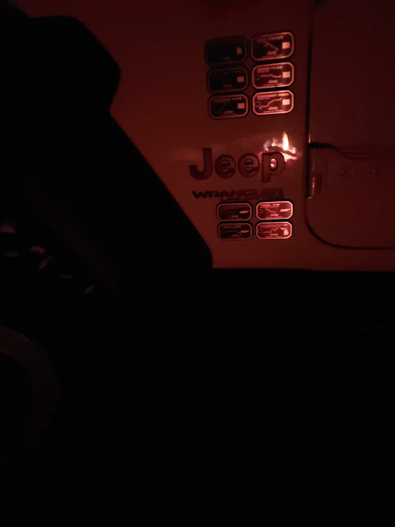 Jeep Wrangler JL Comfortable camping FS8CuNa54Ca__ChKBdLcciXADj9gJQnNCVD0NygahRWpF8gTG9_MrrHLgncR_ZquAahxF8VKxdr1X6LfqS4=w568-h757