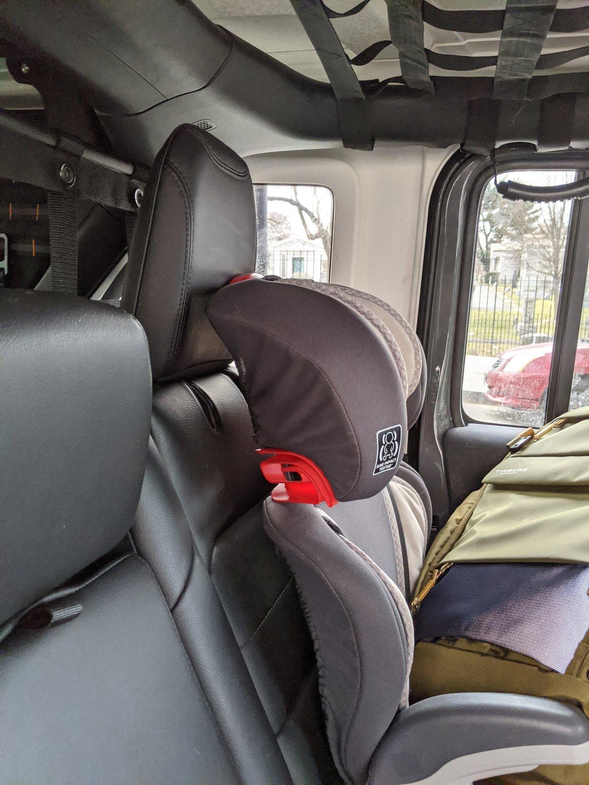 Jeep Wrangler JL Rear headrest removal IMG_20200220_110851