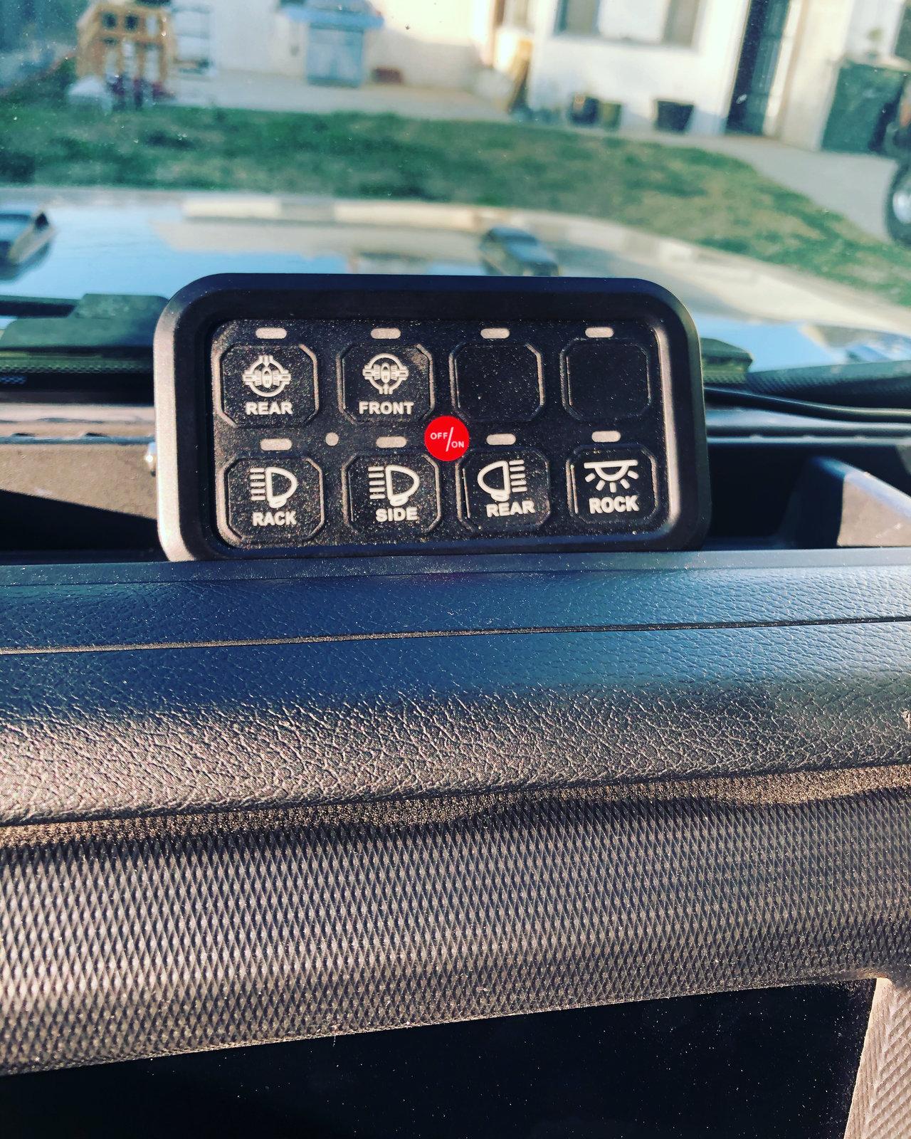 Jeep Wrangler JL Best knock-off mod ever? E9F20F42-DD44-4A8C-B17F-06F96219CDF1