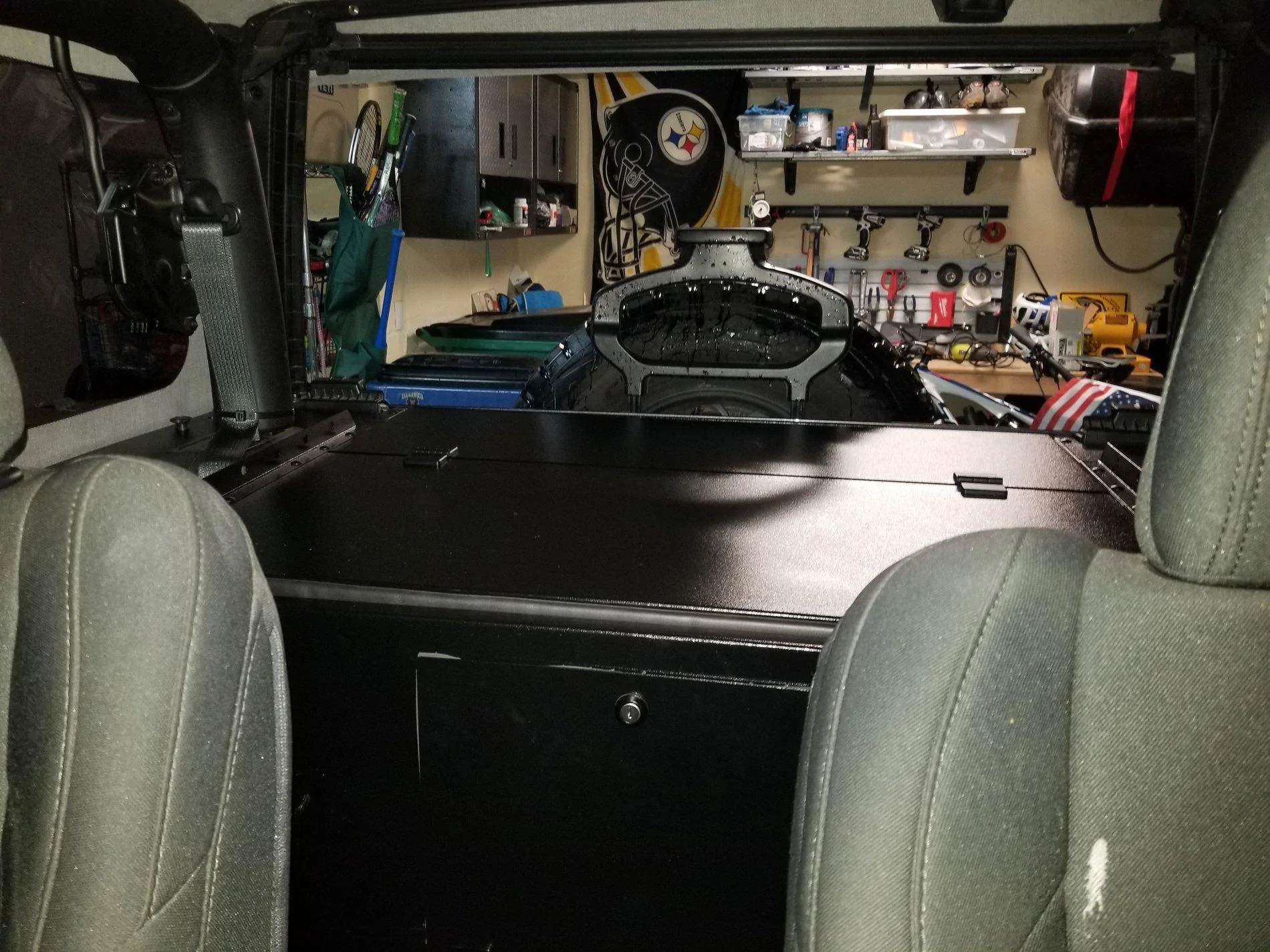 Jeep Wrangler JL Lockable Storage 20200210_155724
