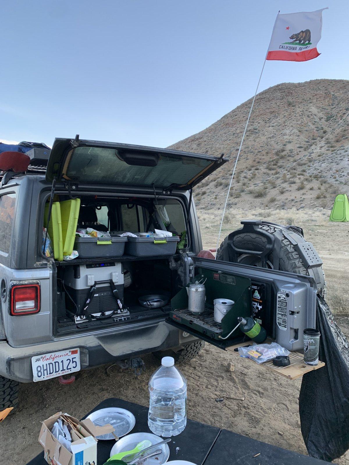 Jeep Wrangler JL Lockable Storage IMG_5033.JPG