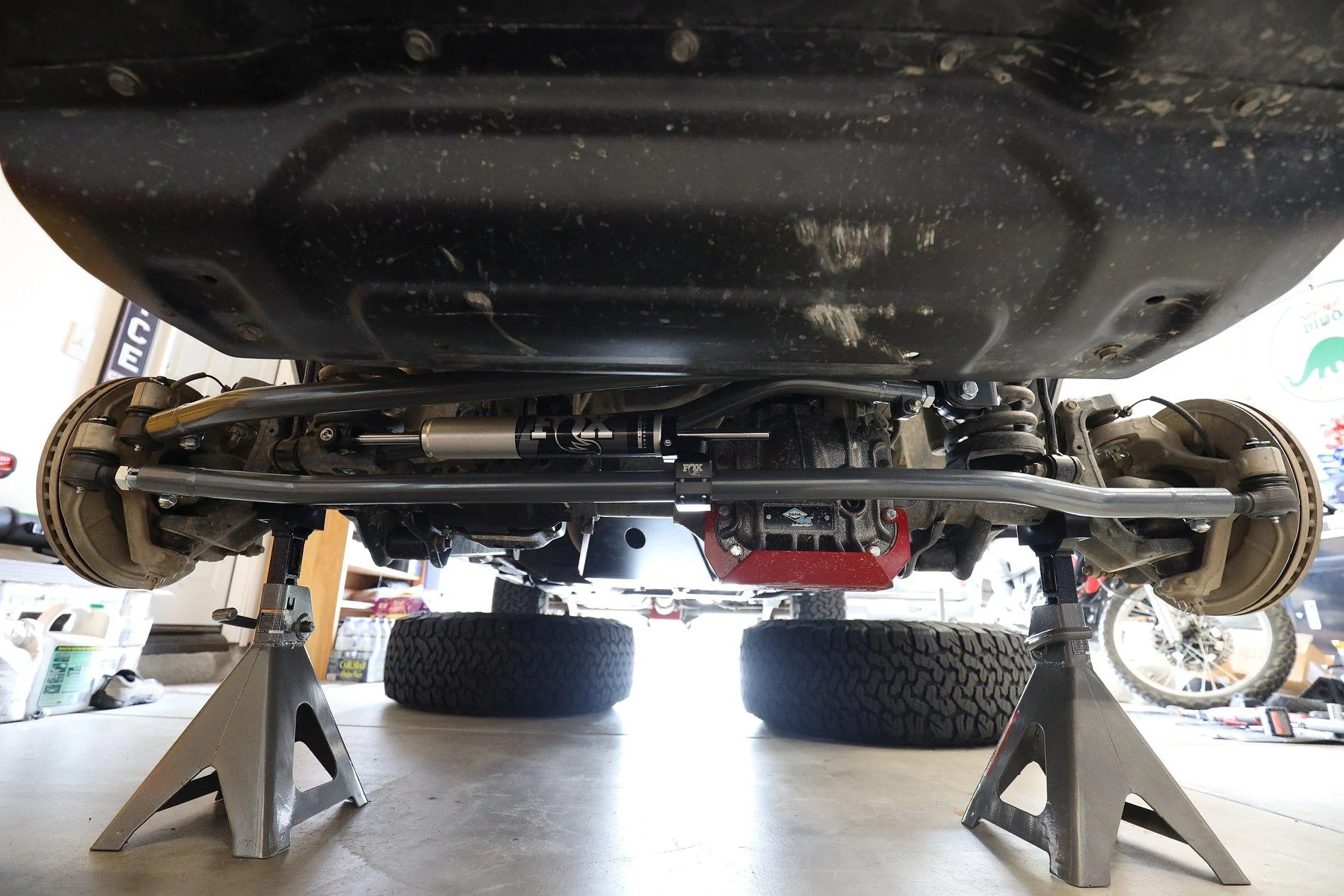 Jeep Wrangler JL Steering Stabilizer - Which One? 755A0135smaller