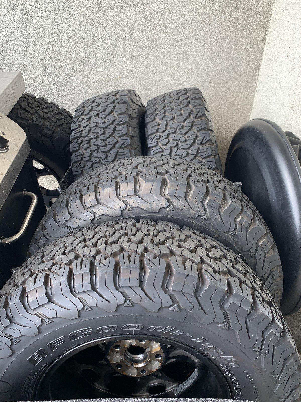 Jeep Wrangler JL Rubicon Rims $500 4C4ABF56-1635-48E0-B7E9-5443E781F462