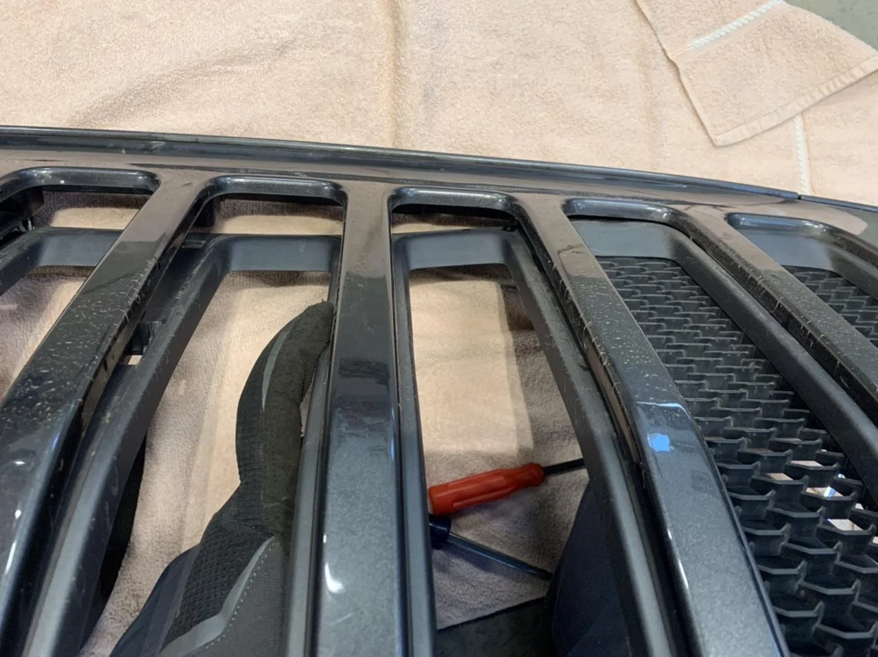 Jeep Wrangler JL Where to get Gladiator Grill Inserts? 619C7F4F53E64578A998