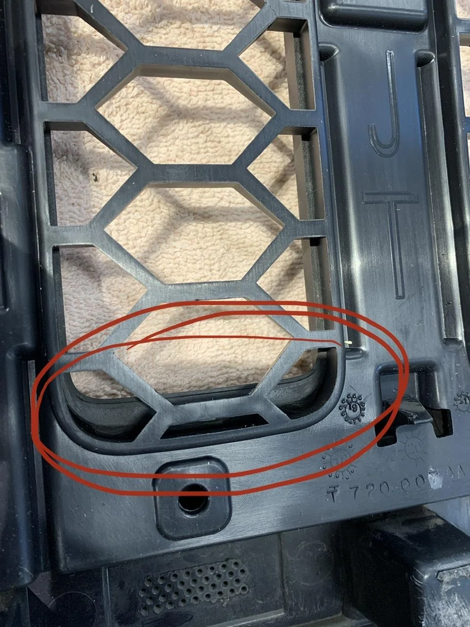 Jeep Wrangler JL Where to get Gladiator Grill Inserts? 95889AC76E7E41B0AEE7