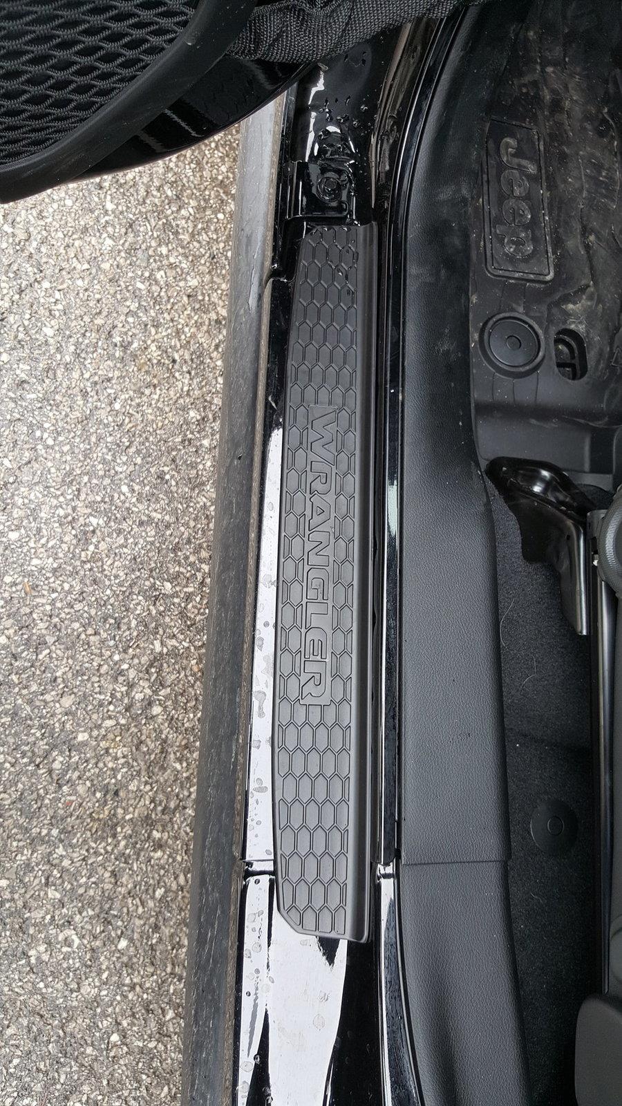 Jeep Wrangler JL Mopar Door Sill Guards Factory Installed upload_2020-2-28_17-56-8