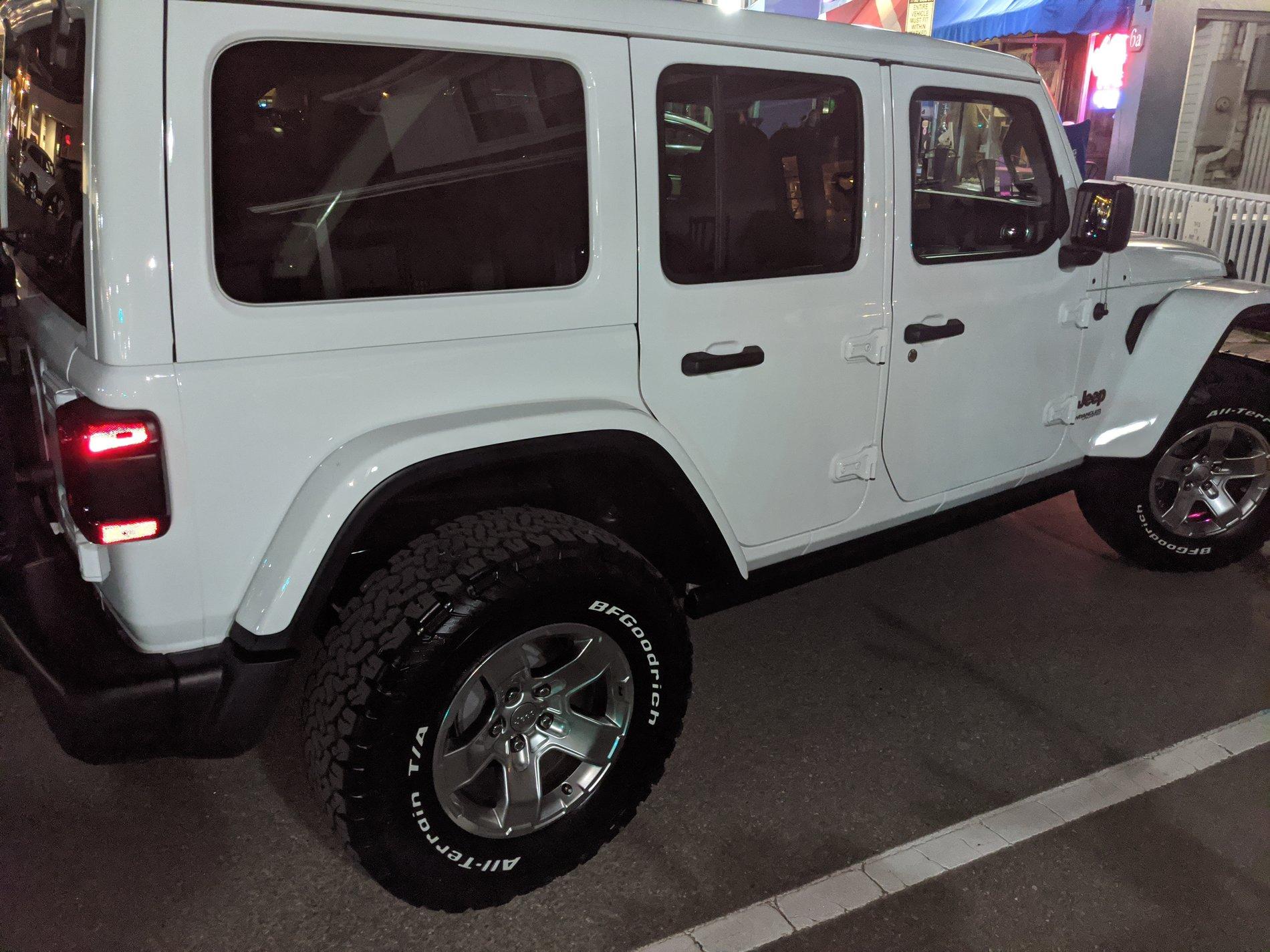 Jeep Wrangler JL Mopar Gear Wheel -- Mopar performance option IMG_20200228_193329
