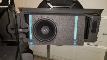 Jeep Wrangler JL Adding under-seat subwoofer 286218-84195214a07250d51cbf7da9526085e3