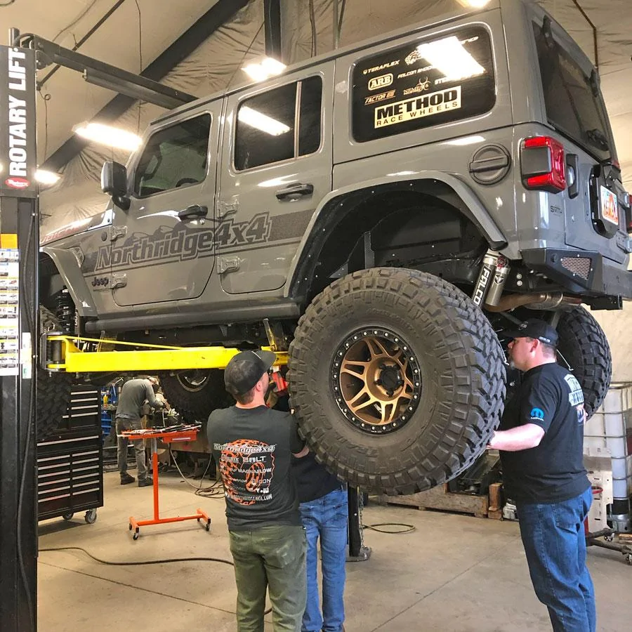 Jeep Wrangler JL Body Removal off Frame hemi-swap-1