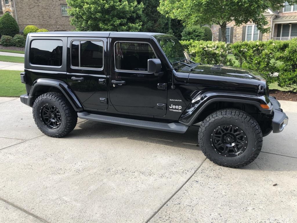 Jeep Wrangler JL Anyone paint or wrap their roll bars? A69C9ACF-F2BE-4CA9-9FA4-5A50E8B231AB_1_105_c