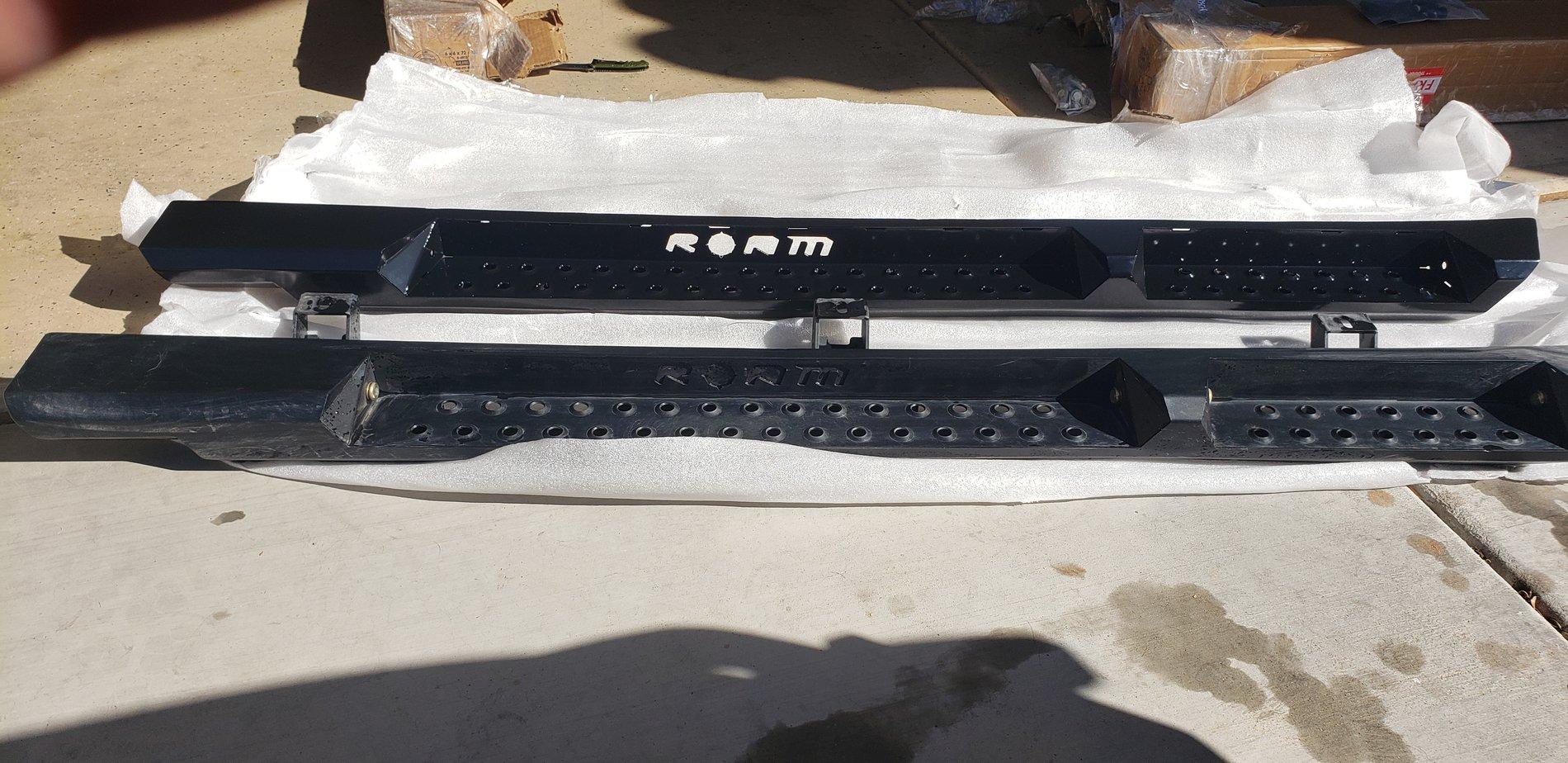 Jeep Wrangler JL ROAM Side Steps Install 20200301_100525