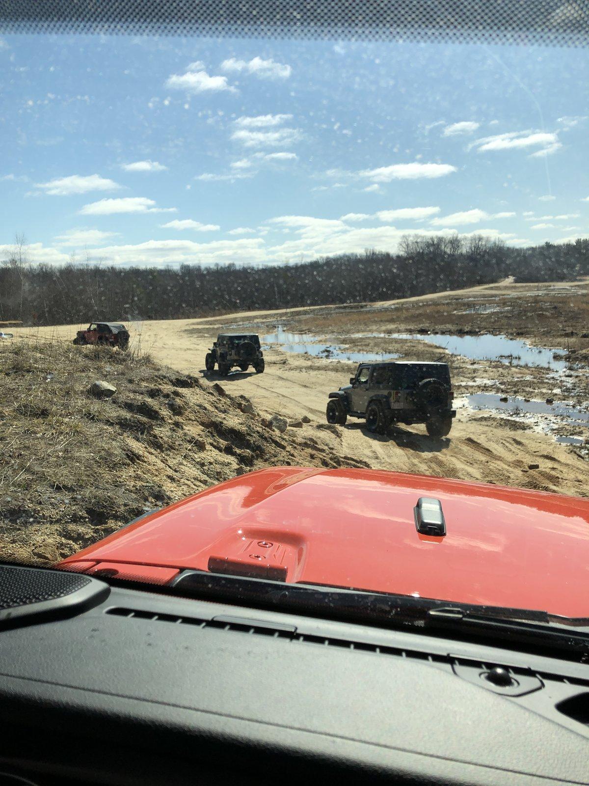 Jeep Wrangler JL Ohio beginner trails E028DE60-9E24-4492-A84D-2B55F114C72C