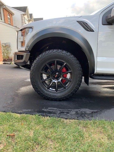 Jeep Wrangler JL Anyone have a Ford Raptor? image2