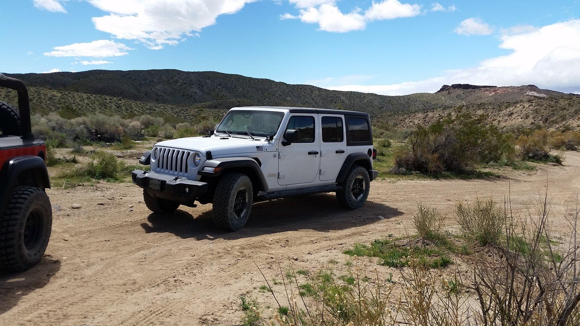 Jeep Wrangler JL Redrock State Rec Area 20180407_132453