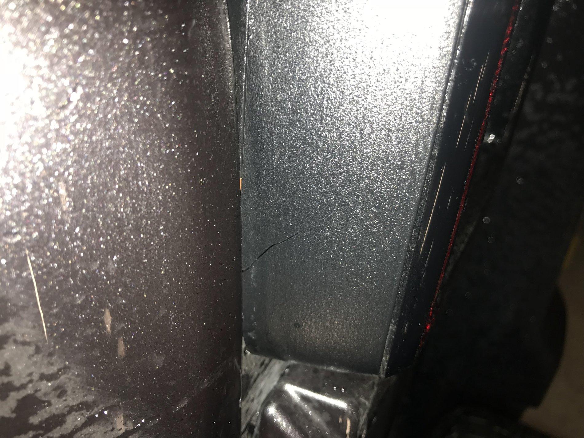 Jeep Wrangler JL Cracked RH Tail light IMG_9770