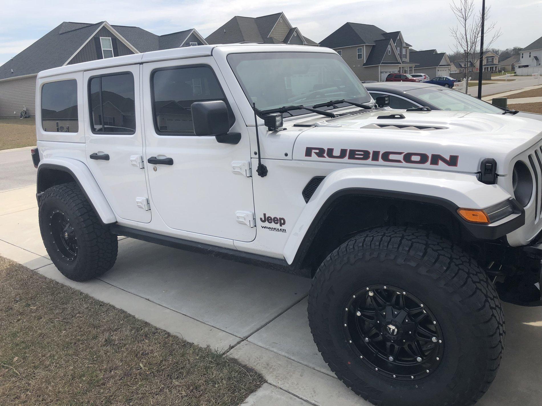 Jeep Wrangler JL Rubi with 35” 55CD890F-15E7-4EA0-99BF-B6DB5B204E31
