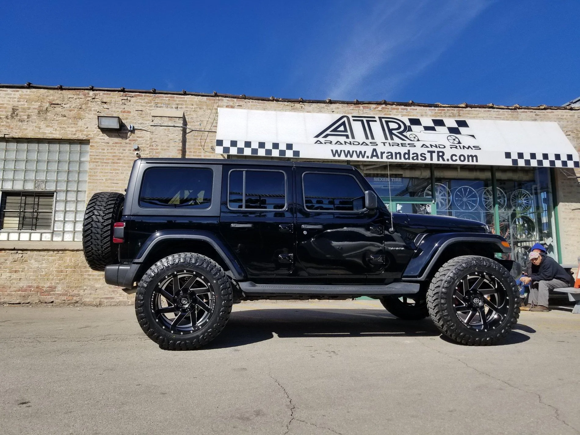 Jeep Wrangler JL Now on to 37s 20180302_105215