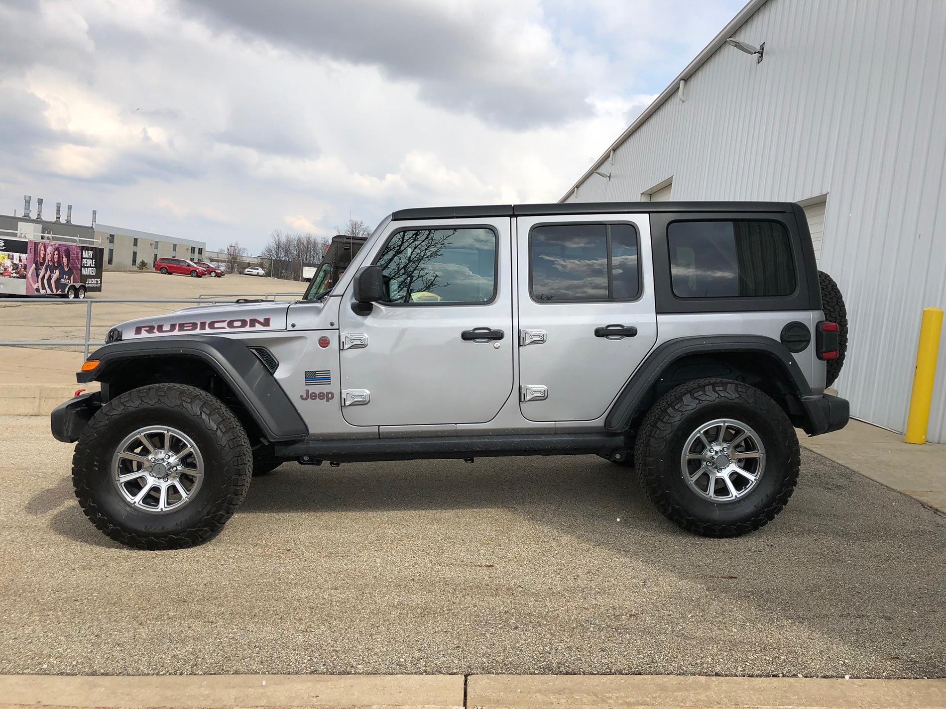 Jeep Wrangler JL Rubi with 35” jeep3