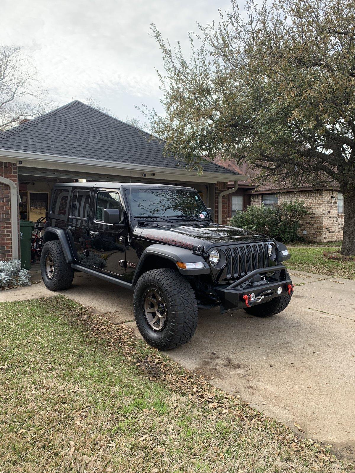 Jeep Wrangler JL Nitto Ridge vs. BFG KM3 1D9795B7-6865-4C04-B117-722234E8992A