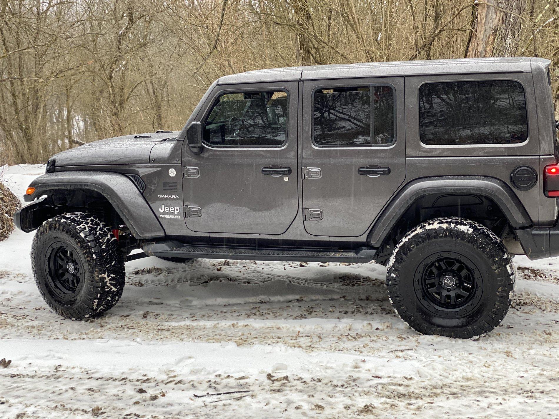 Jeep Wrangler JL Metalcloak 2.5" - Help with Wheel Selection 8C5C9A3C-8EED-44A2-AED8-41BC6DB41995