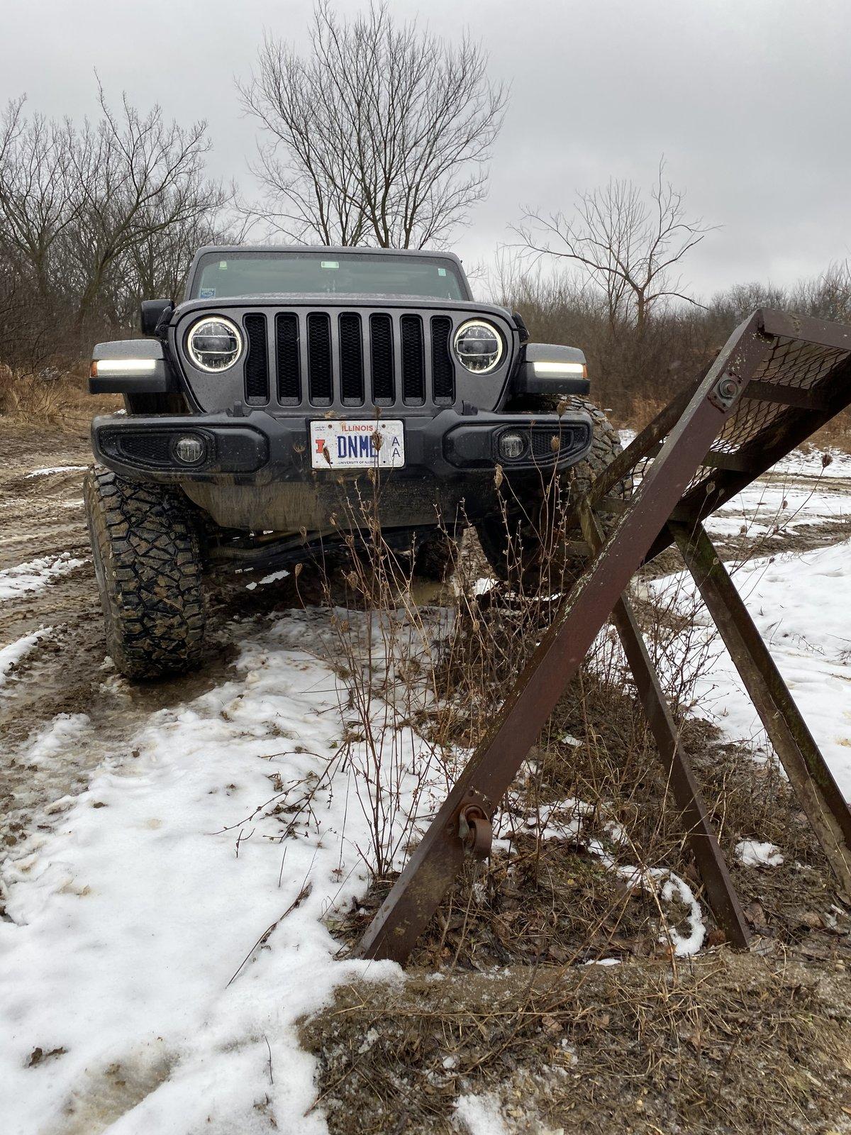 Jeep Wrangler JL Metalcloak 2.5" - Help with Wheel Selection EAA5BFFA-54A9-481B-8483-1F72EB8E3B71