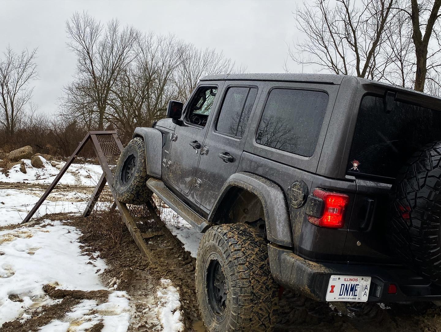 Jeep Wrangler JL Metalcloak 2.5" - Help with Wheel Selection E5951397-64C0-4337-99AF-E9659006C27B