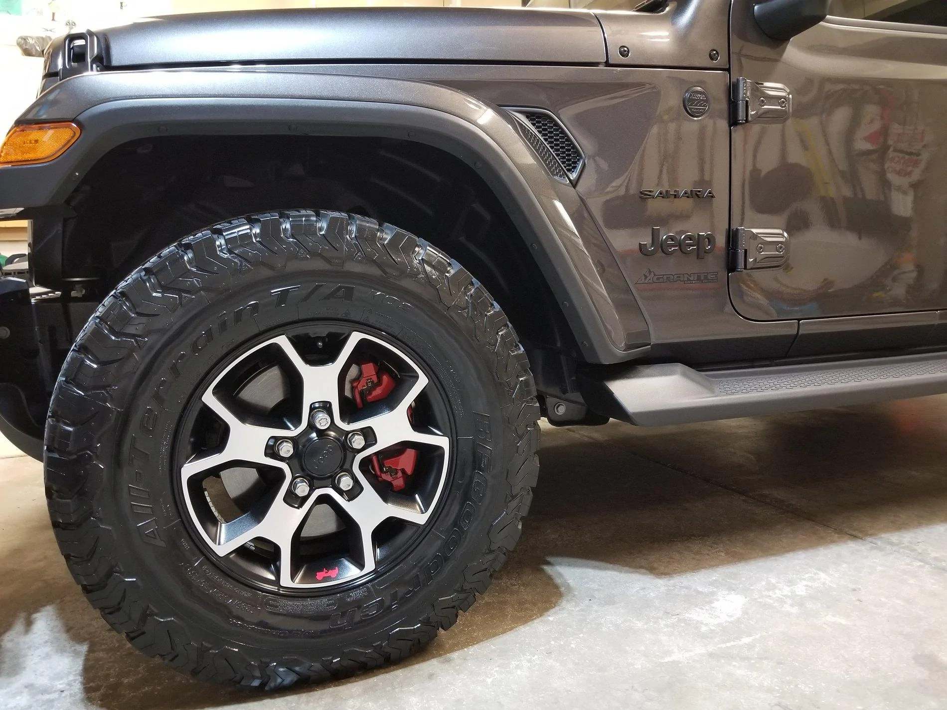 Jeep Wrangler JL Caliper Paint 20200313_175155