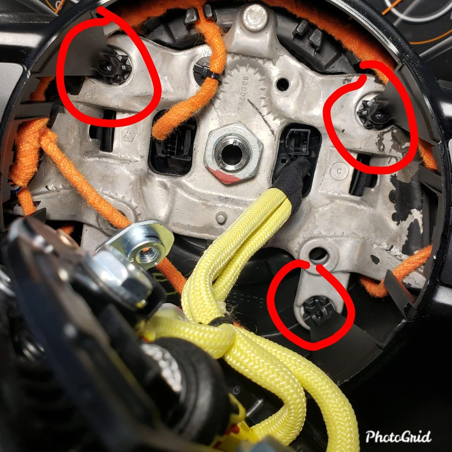 Jeep Wrangler JL JL/JT Steering Wheel Bezel Install Question Bezel1