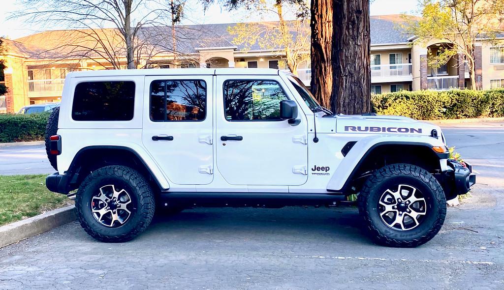 Jeep Wrangler JL Metalcloak 2.5" - Help with Wheel Selection BeforeLift-XL