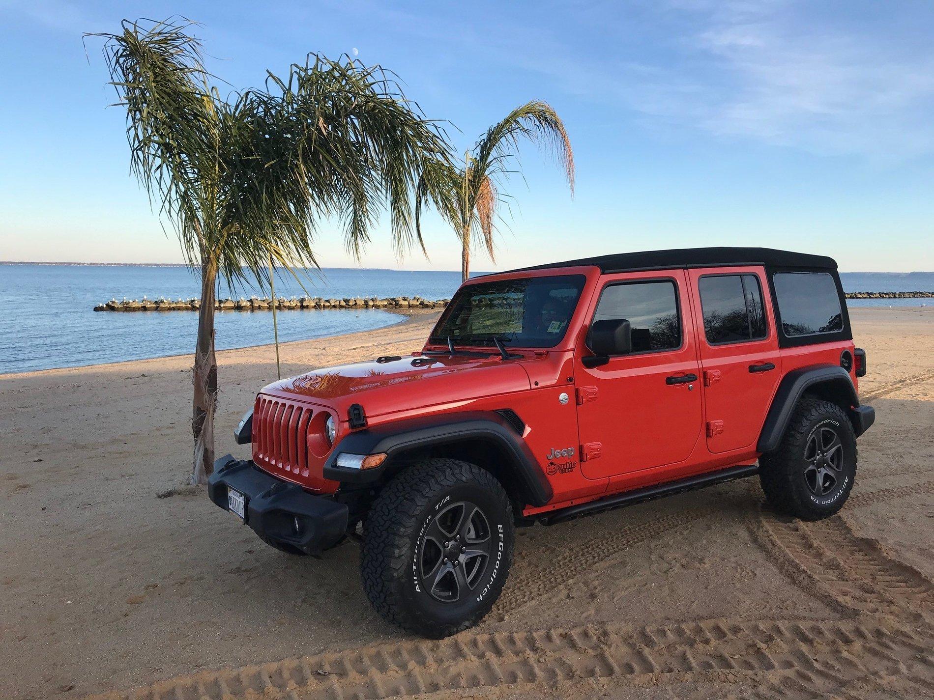 Jeep Wrangler JL White Letters Out? beach