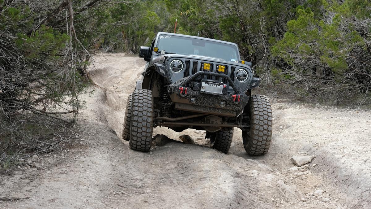 Jeep Wrangler JL Stubby Bumper. Let's see them. DSCF2501.JPG
