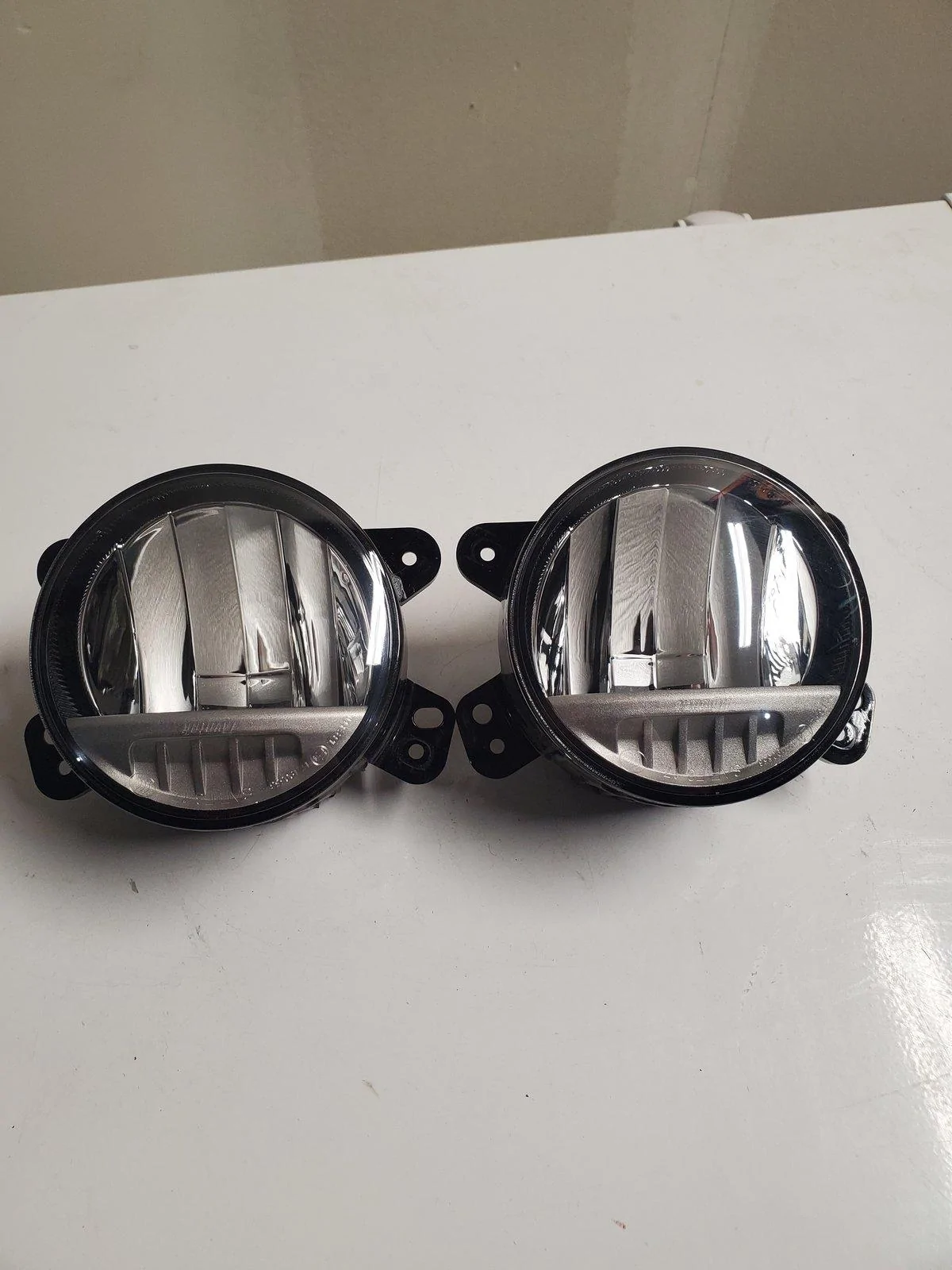 Jeep Wrangler JL SOLD Mopar LED fog lights SOLD 20200330_111338