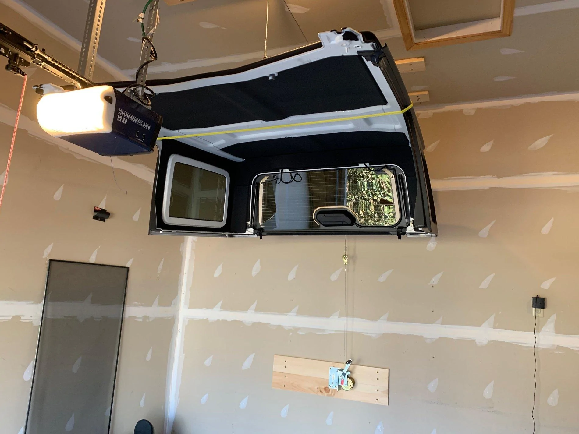 Jeep Wrangler JL 8 foot garage ceiling IMG_5001