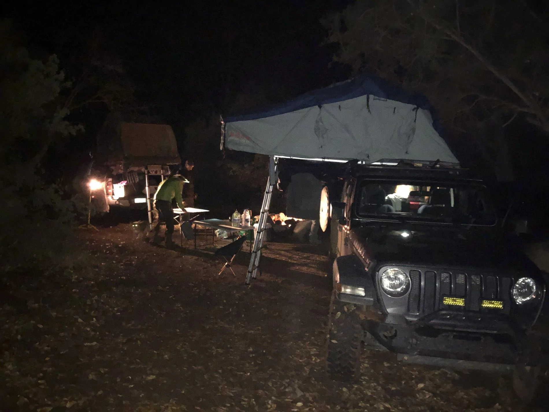 Jeep Wrangler JL Sleeping inside Jeep????? IMG_0902