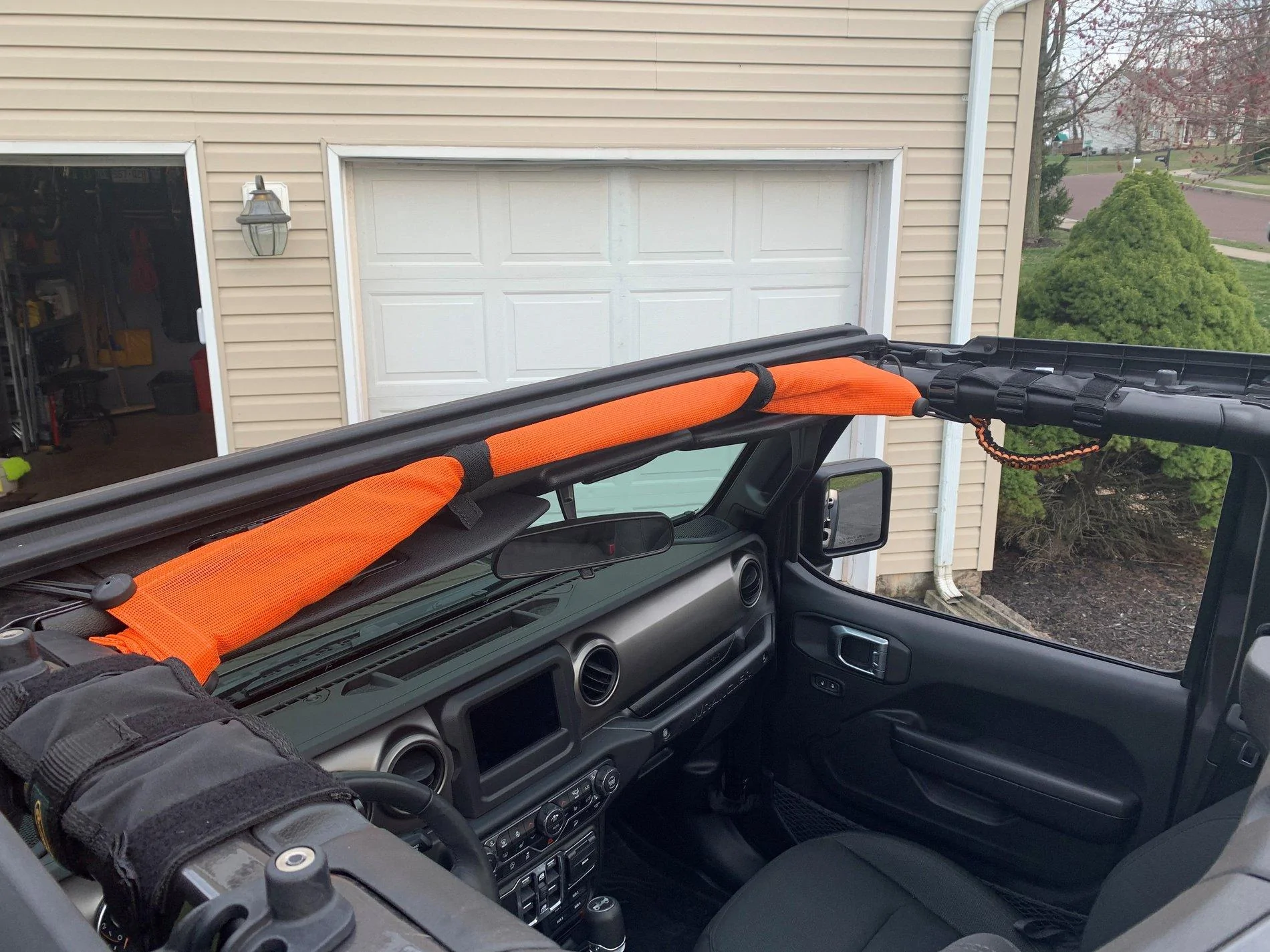 Jeep Wrangler JL Sunshades (easy front removal) shade2