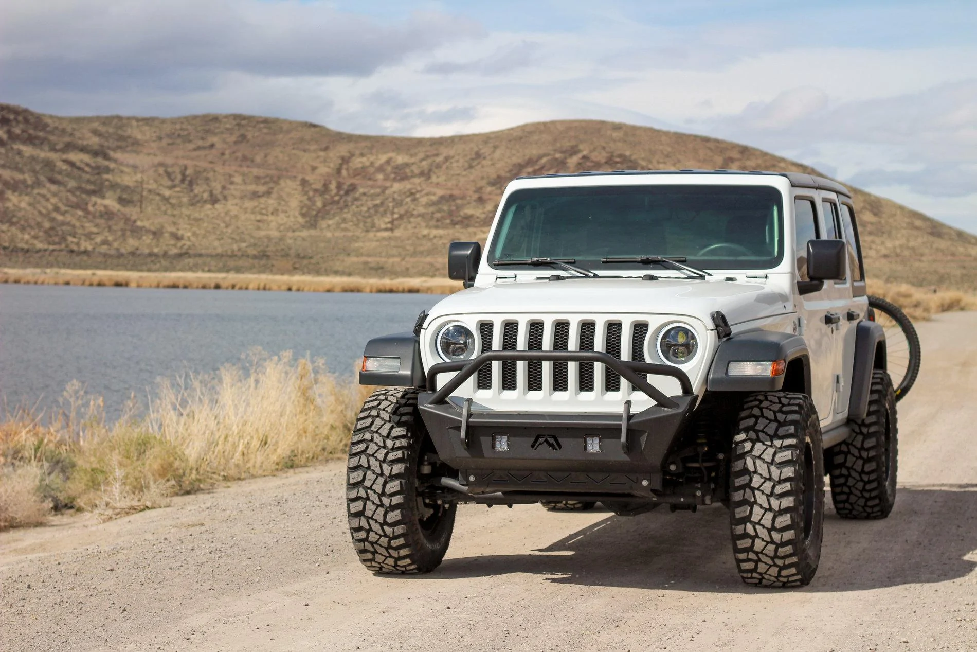 Jeep Wrangler JL Stubby Bumper. Let's see them. F73CE5D3-90D5-40A6-908D-505070F8B0E0