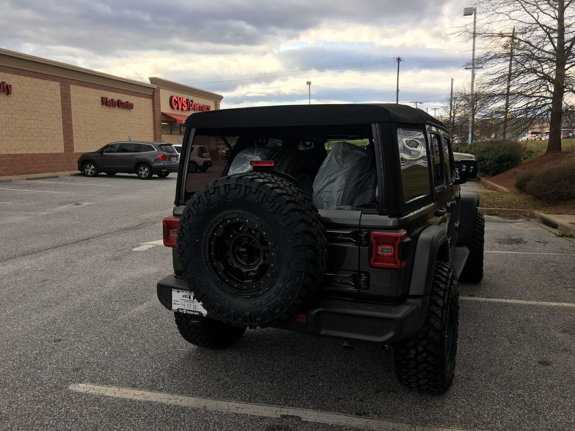 Jeep Wrangler JL Aftermarket Rims / Wheels sJqiOFV