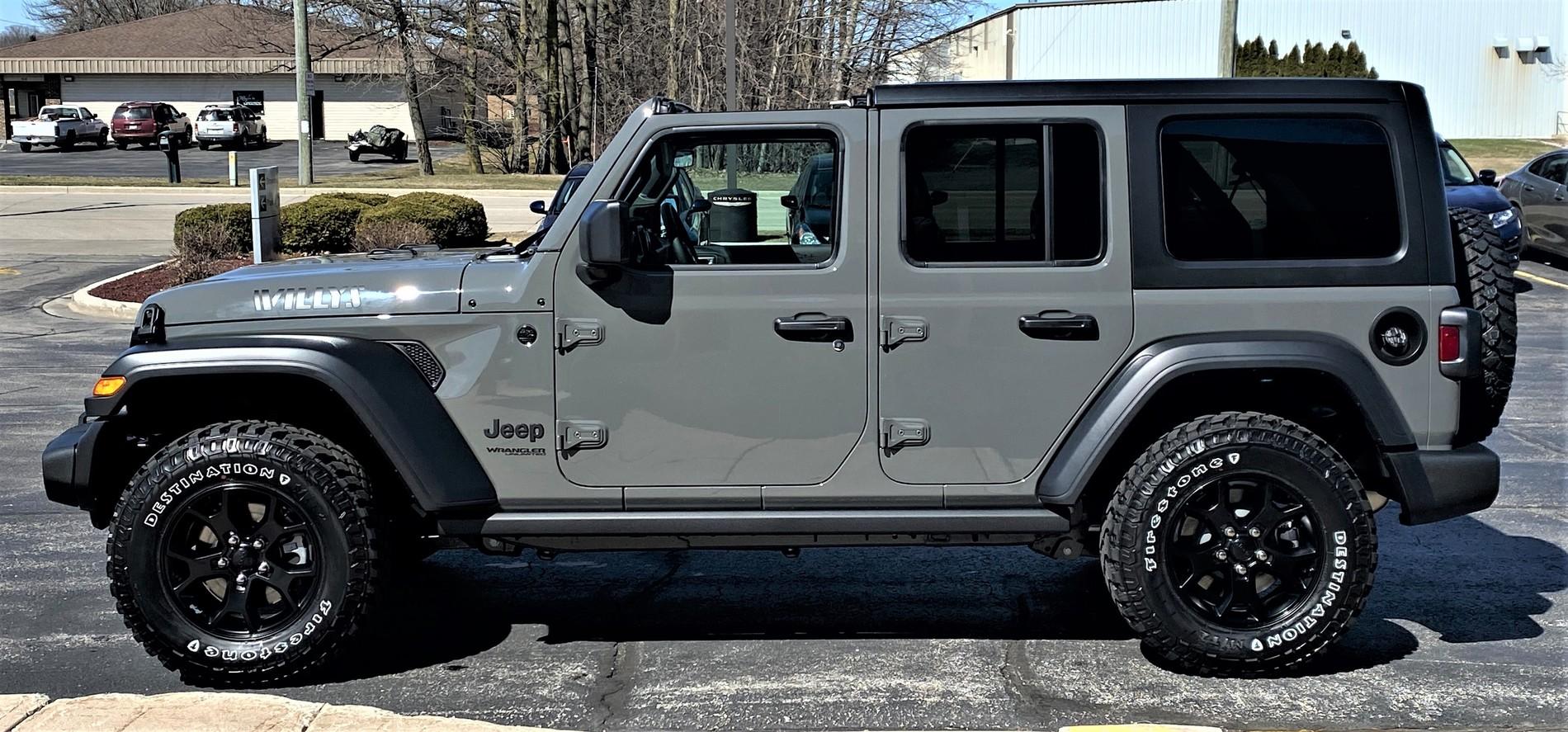 Jeep Wrangler JL Tire Size & Lift ?hash=cfacabcc7bd1e26255303bd64b3f5e8c