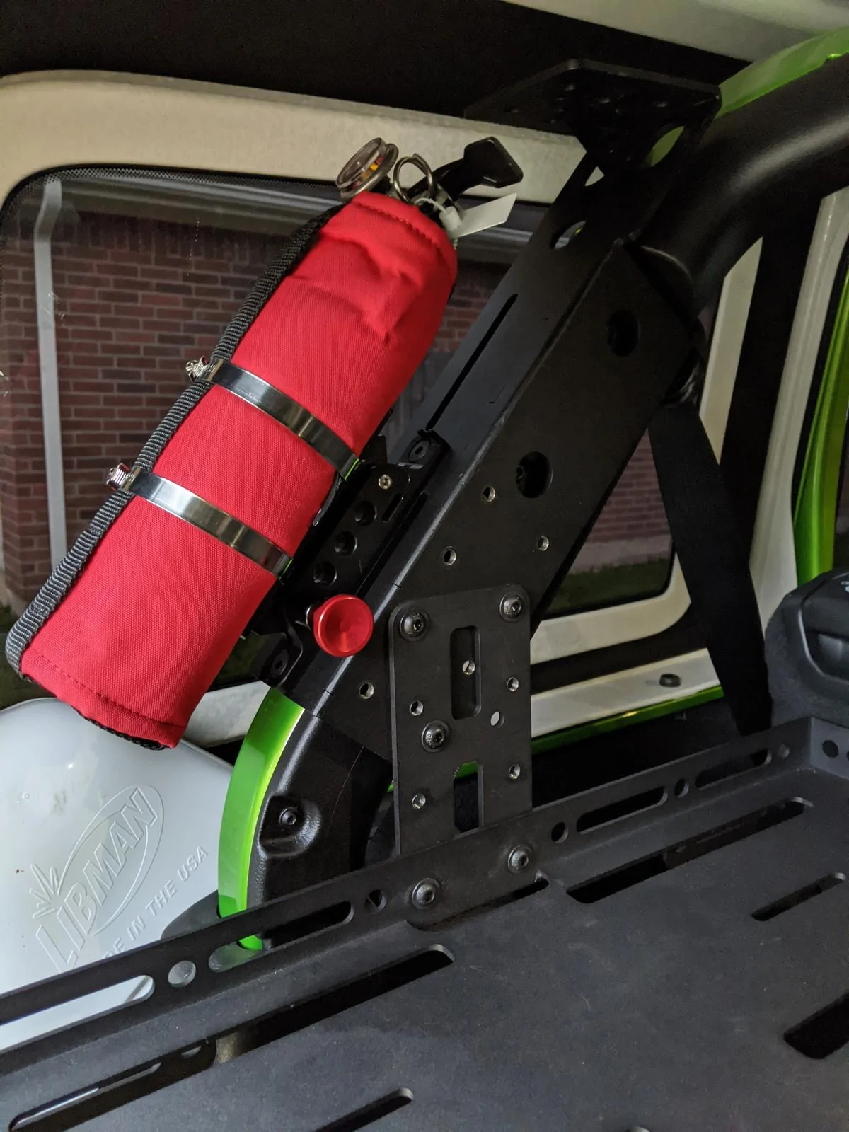 Jeep Wrangler JL Rear Cargo Tray JBrCjS