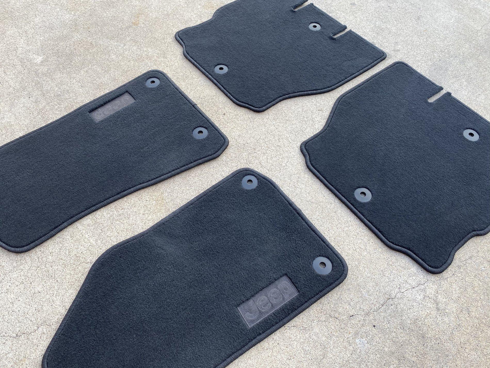 Jeep Wrangler JL OEM Carpeted Floor Mats - JLU 0240E2C6-D8A5-42E5-8997-C012ABFA81C0